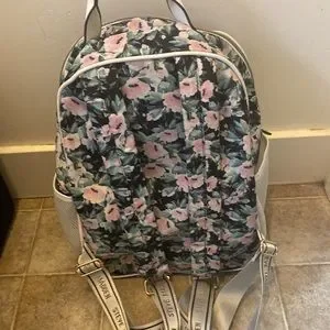 Steve Madden | Bags | Steve Madden 4 Pocket Womens Backpack  display picture 3